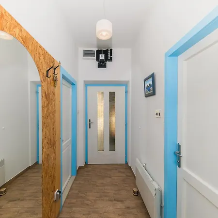 Lavanda Willa Mali Iž