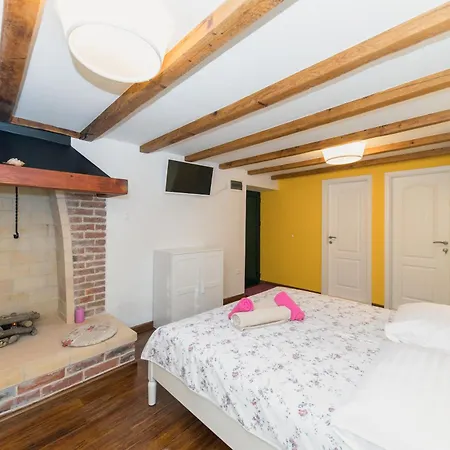 Vila Lavanda Mali Iz